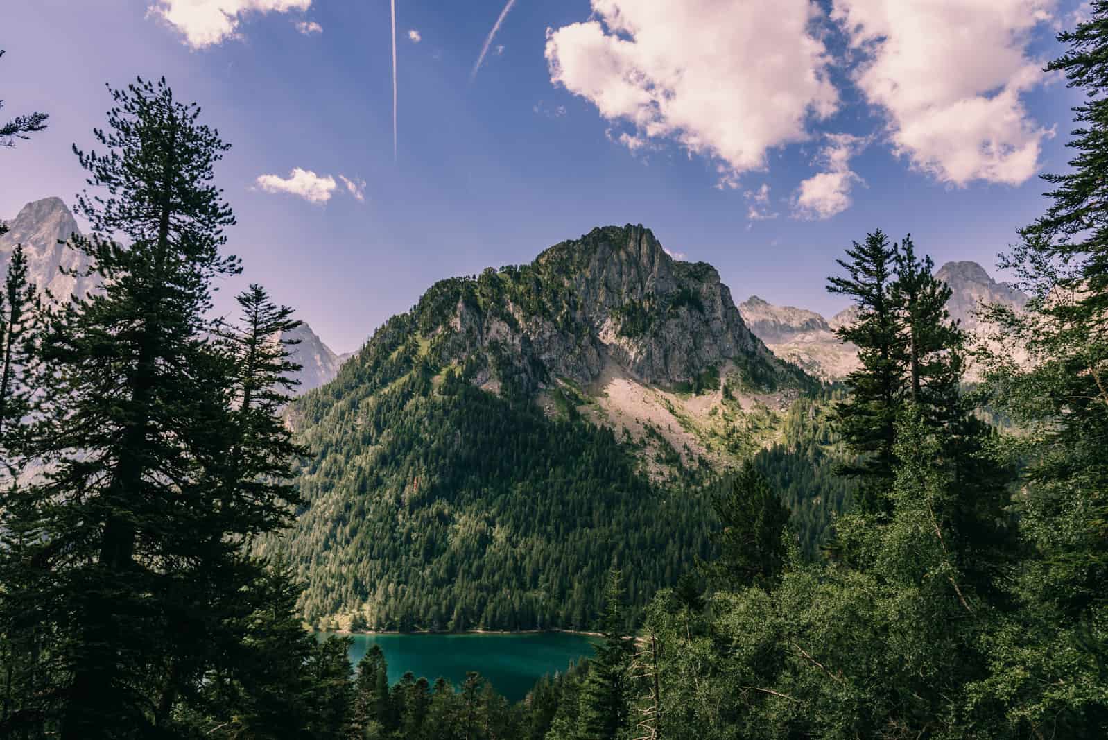 Pyrenees hiking Aigüestortes i Estany of Saint Maurici National Park