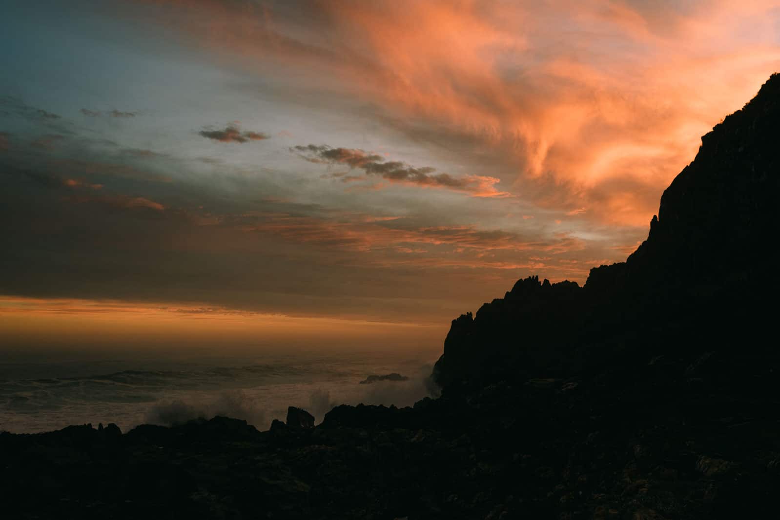 Otter Trail sunset at Oakhurst Hut