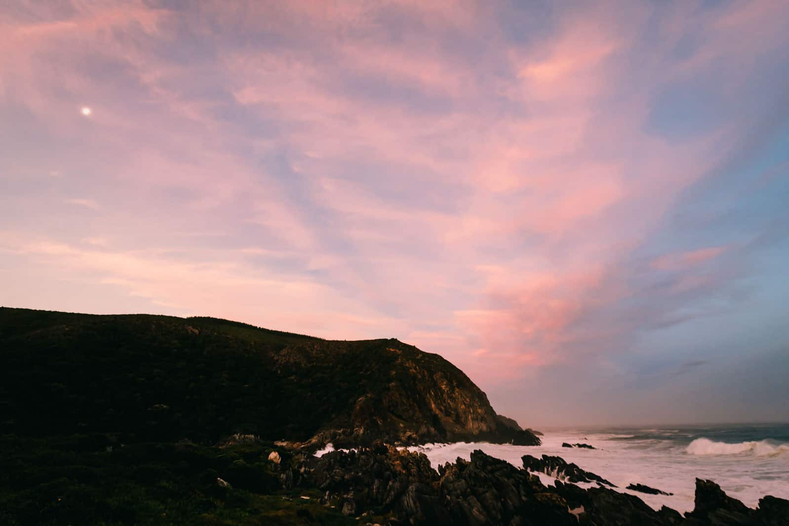 Otter Trail sunset at Oakhurst Hut