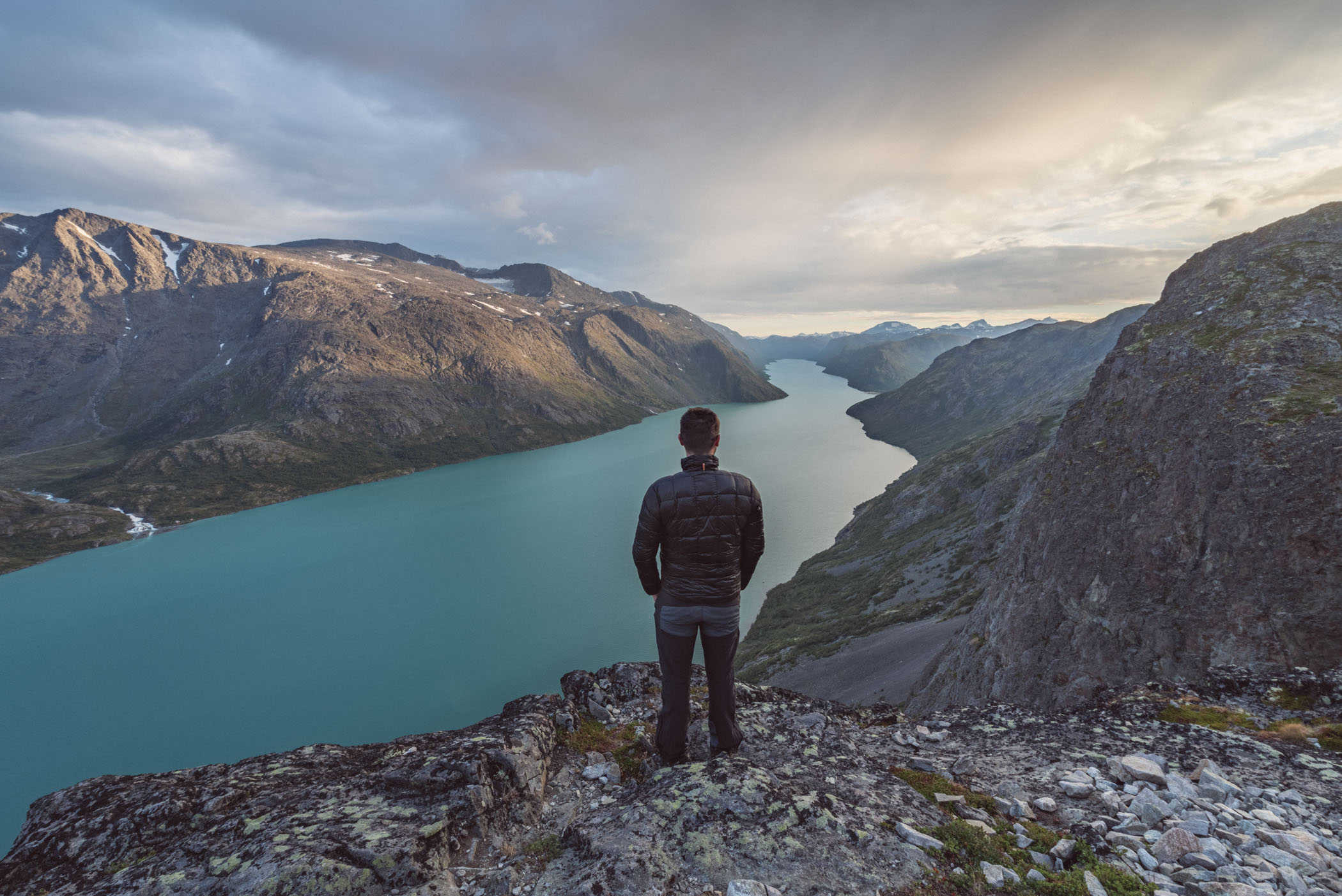 hike Jotunheimen Norway