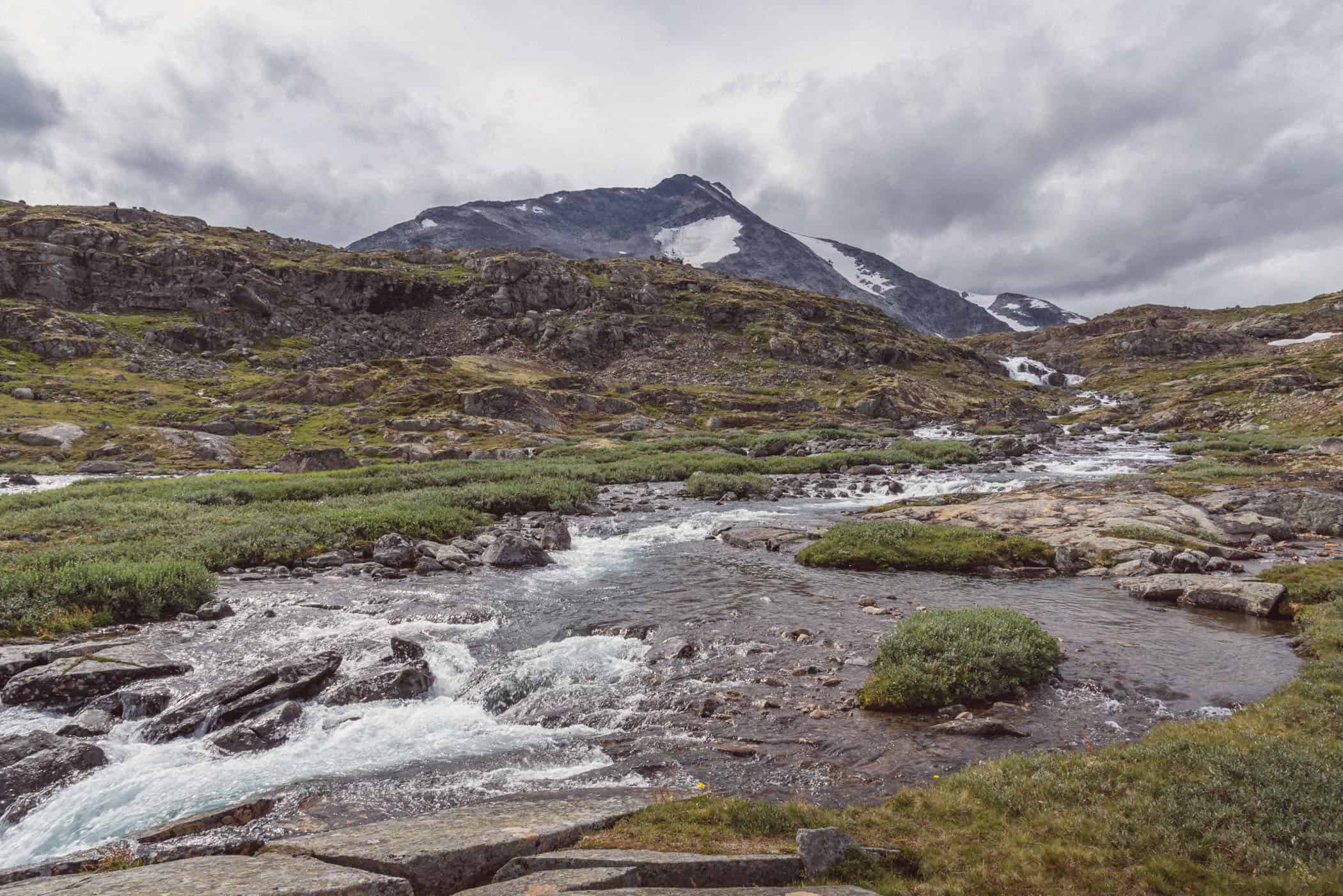 hike Jotunheimen Norway