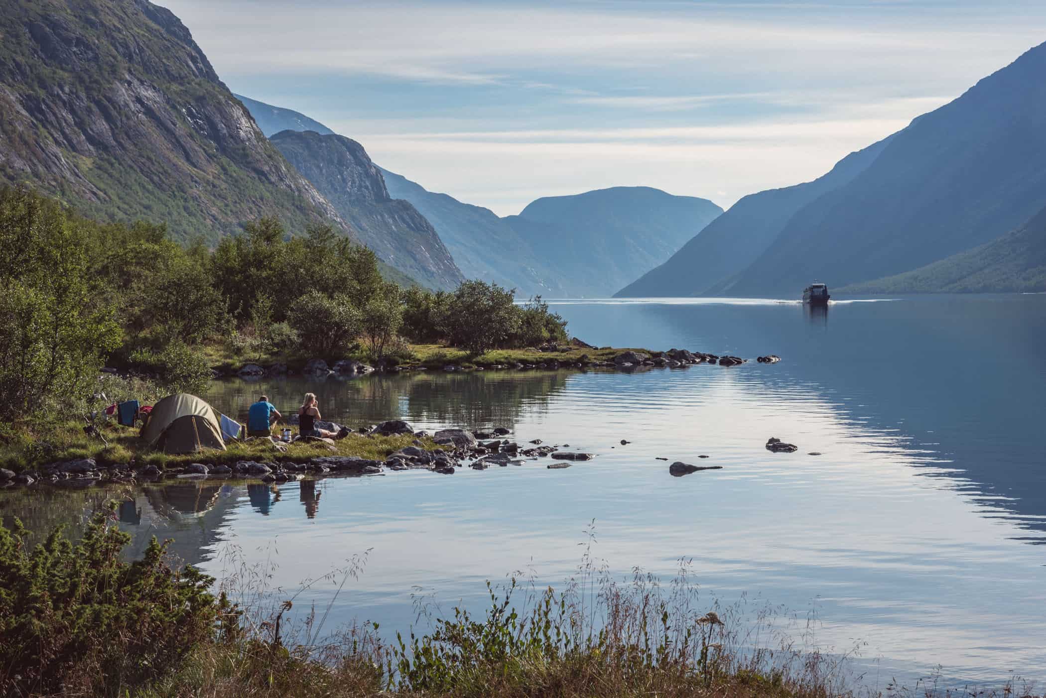 hike Jotunheimen Norway