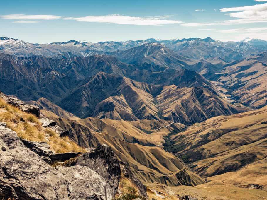 Mountain range seen from Ben Lomond Track