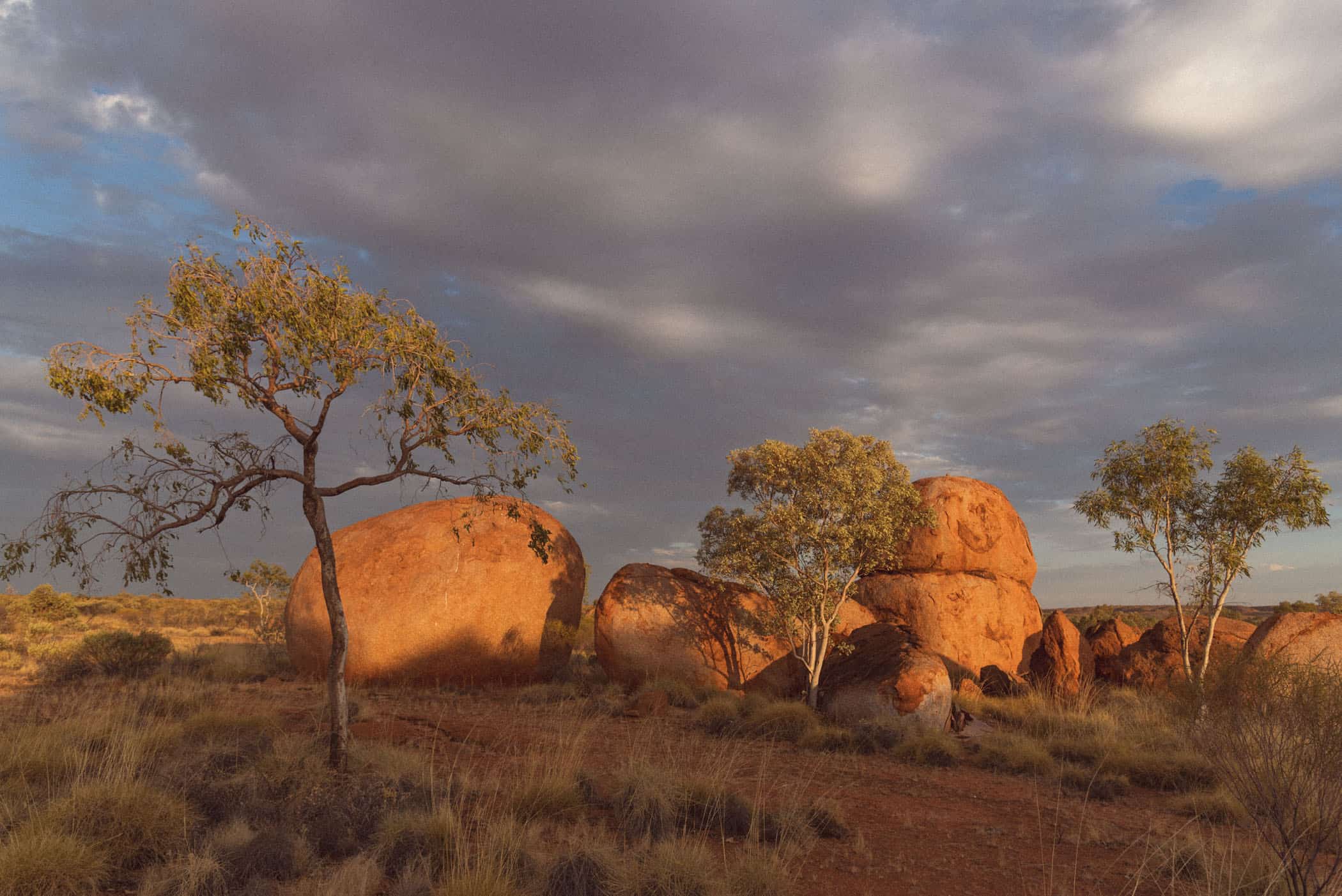 Karlu Karlu Devil's Marbles at sunset
