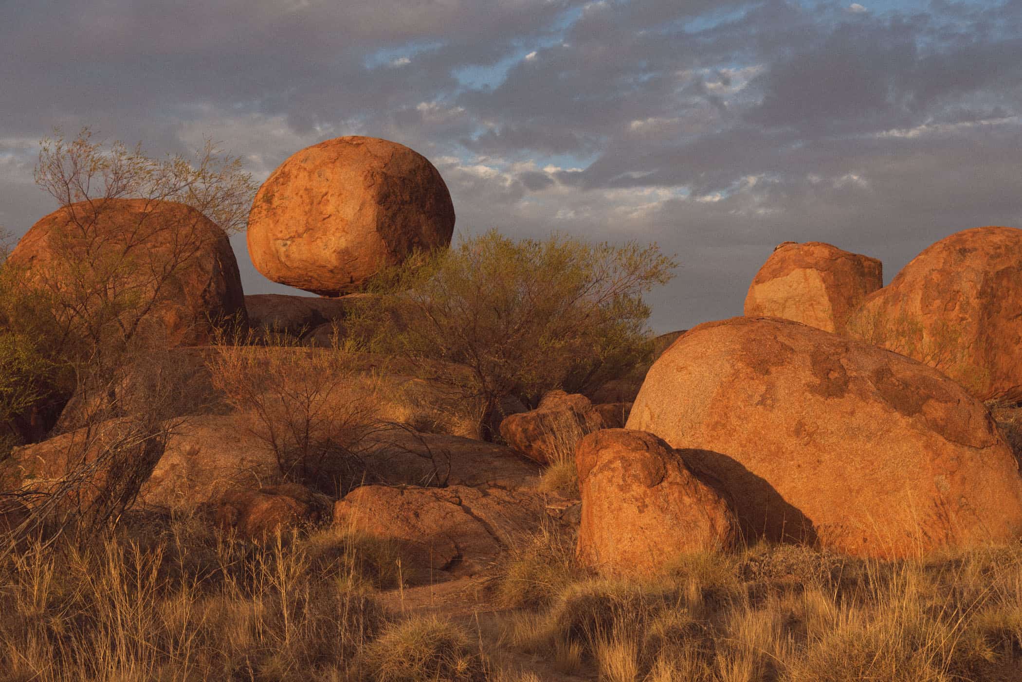 Karlu Karlu Devil's Marbles at sunset