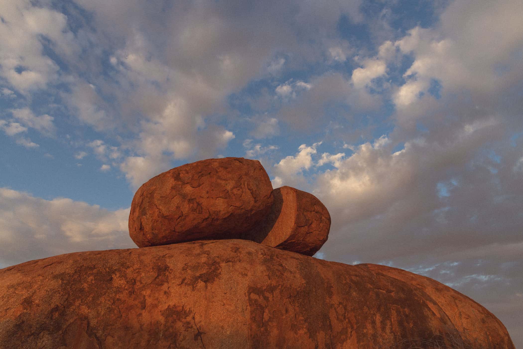 Karlu Karlu Devil's Marbles at sunset