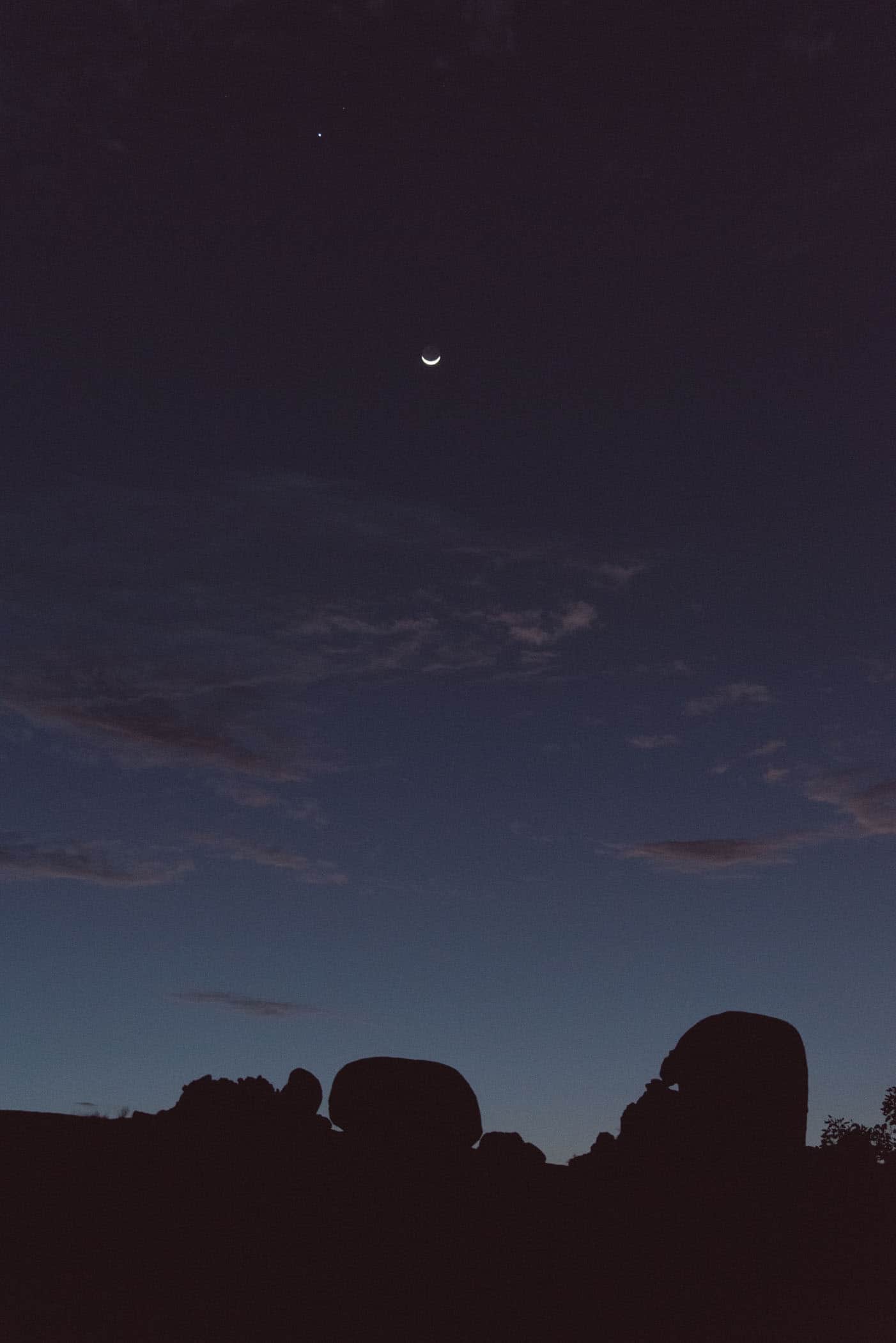 Karlu Karlu Devil's Marbles at sunset
