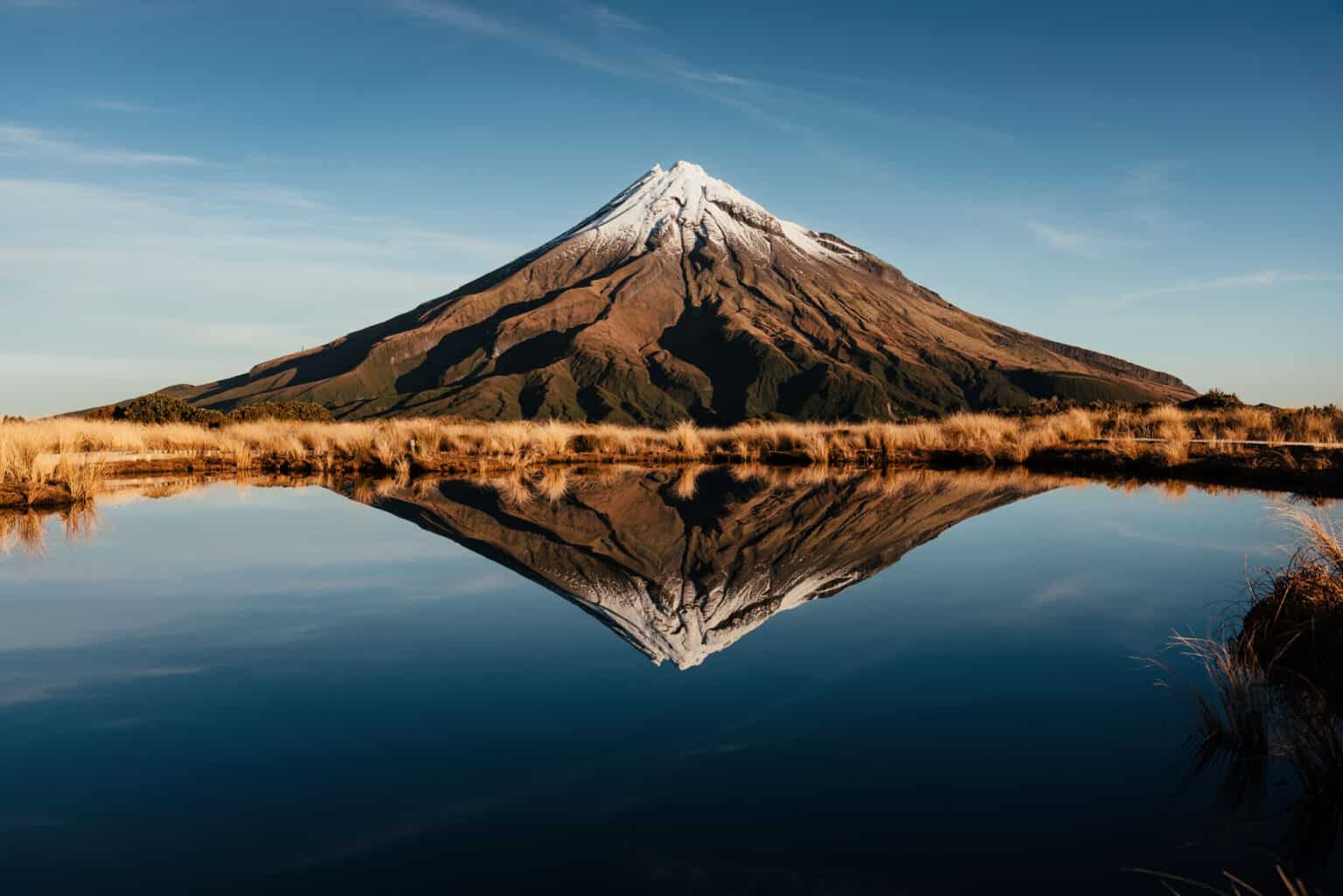 The spectacular POUAKAI TARNS Walk (Video) | tobinka