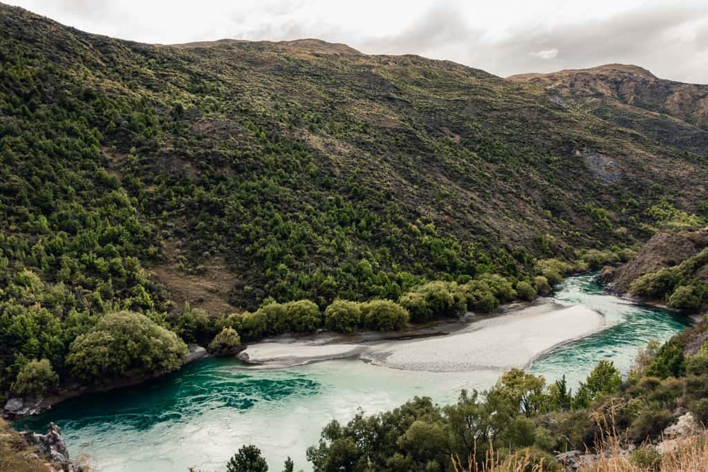 Kawarau River flows through Gibbston Valley